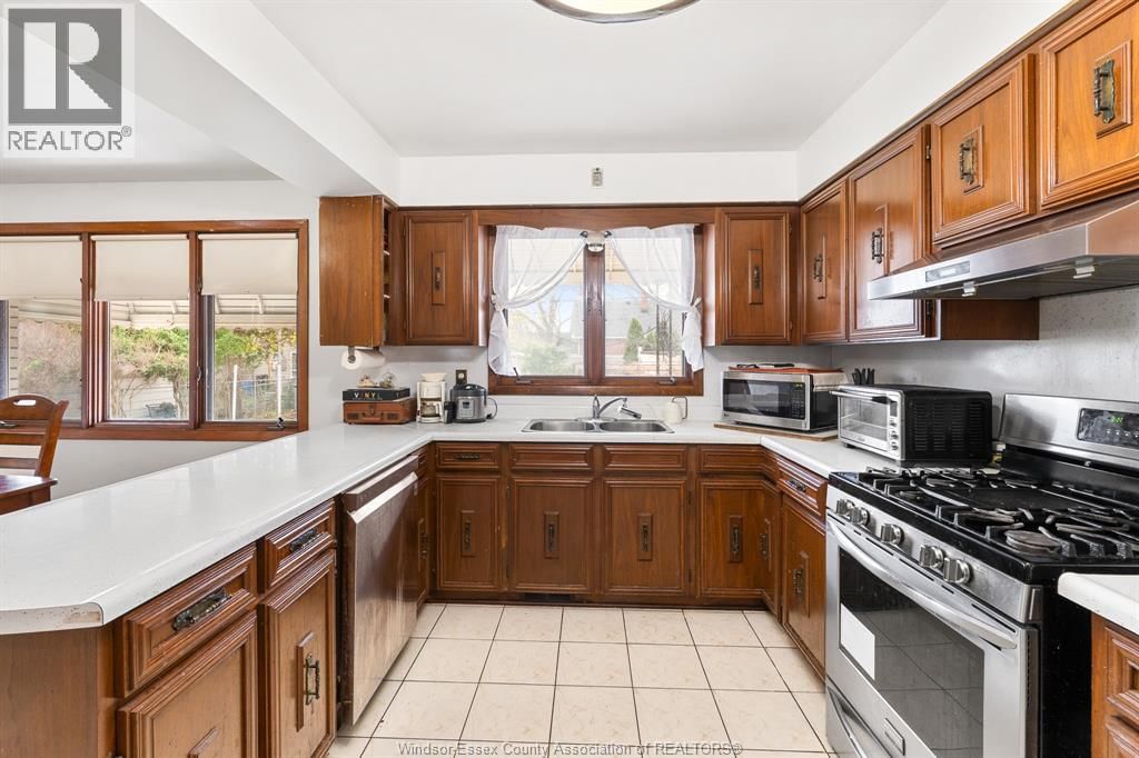 2563 ROSSINI BOULEVARD Image 25