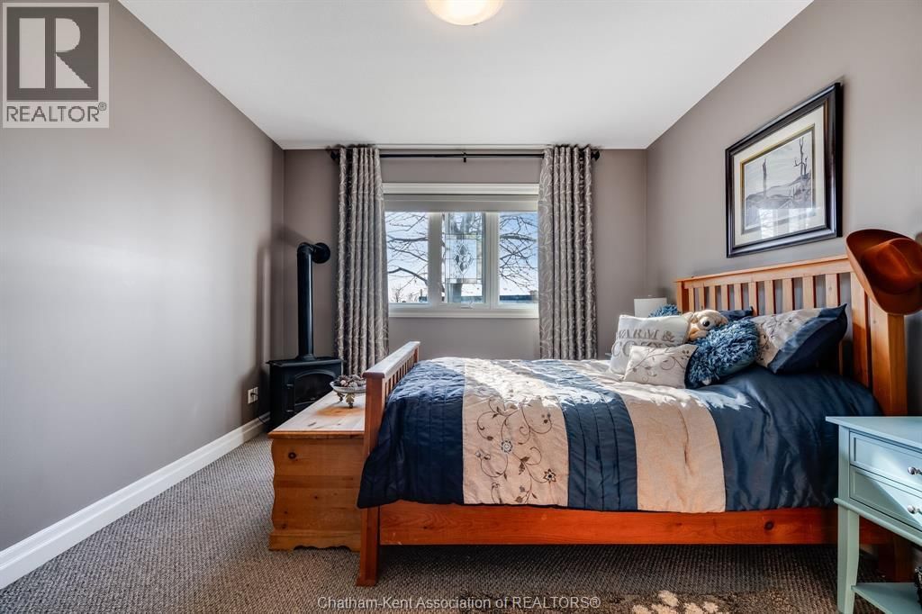 42 LANZ BOULEVARD Image 16