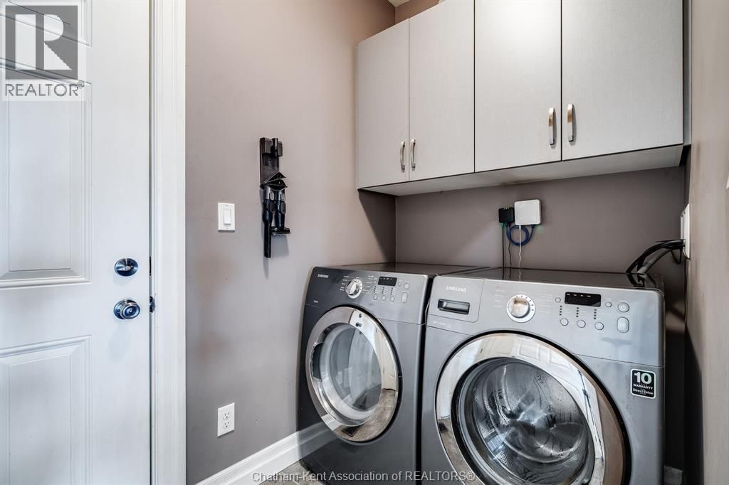 42 LANZ BOULEVARD Image 25