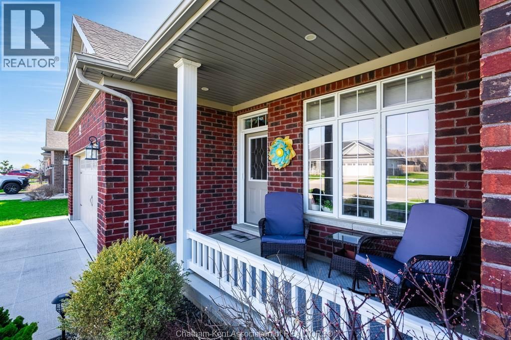 42 LANZ BOULEVARD Image 39