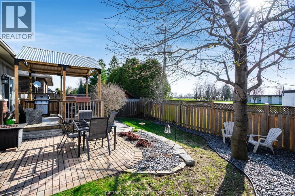 42 LANZ BOULEVARD Image 44