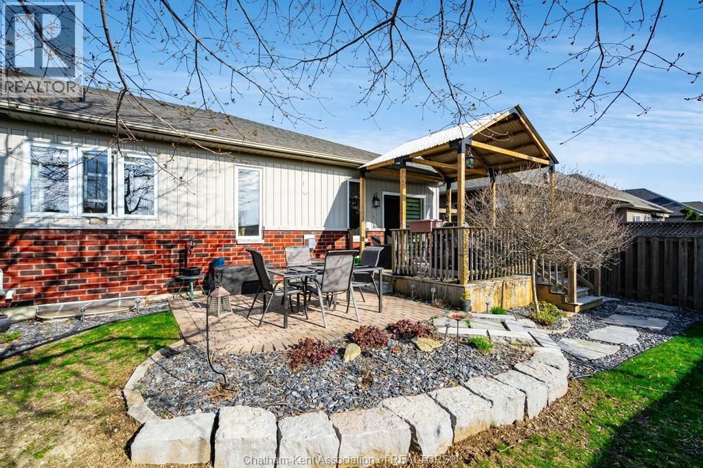 42 LANZ BOULEVARD Image 45