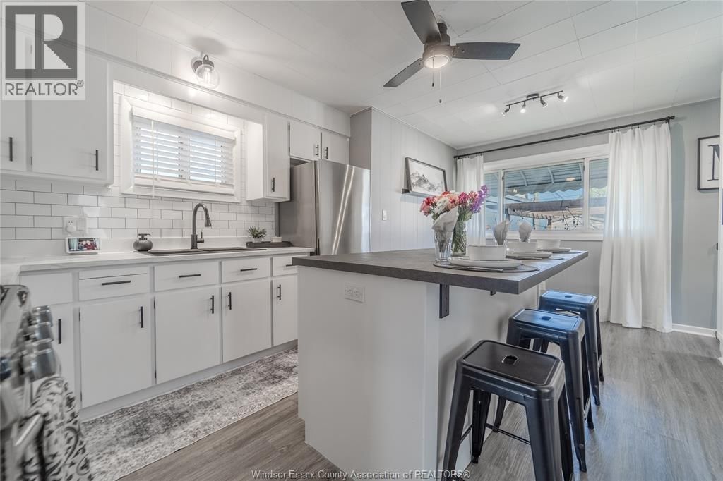 1594 TECUMSEH ROAD WEST Image 18