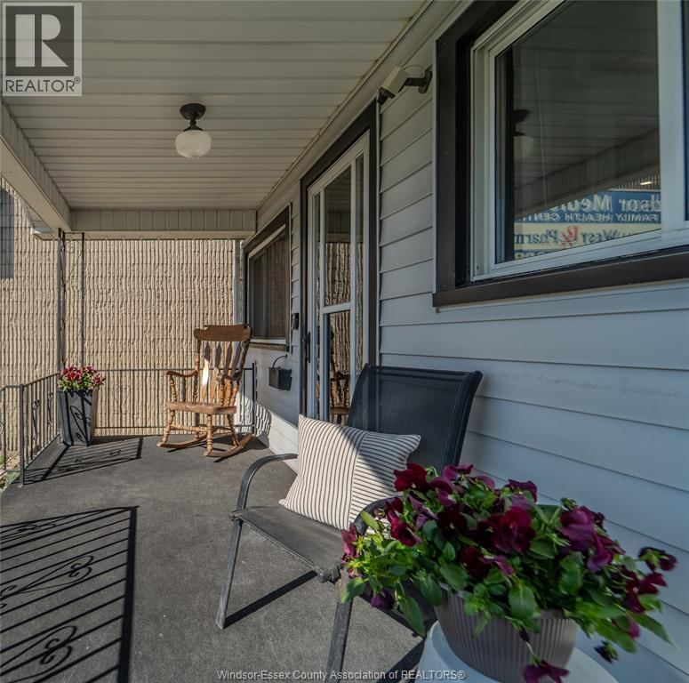 1594 TECUMSEH ROAD WEST Image 5