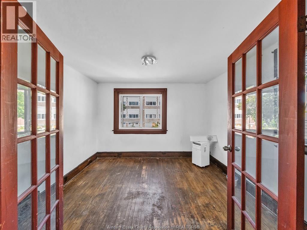 527-531 MCEWAN Image 6