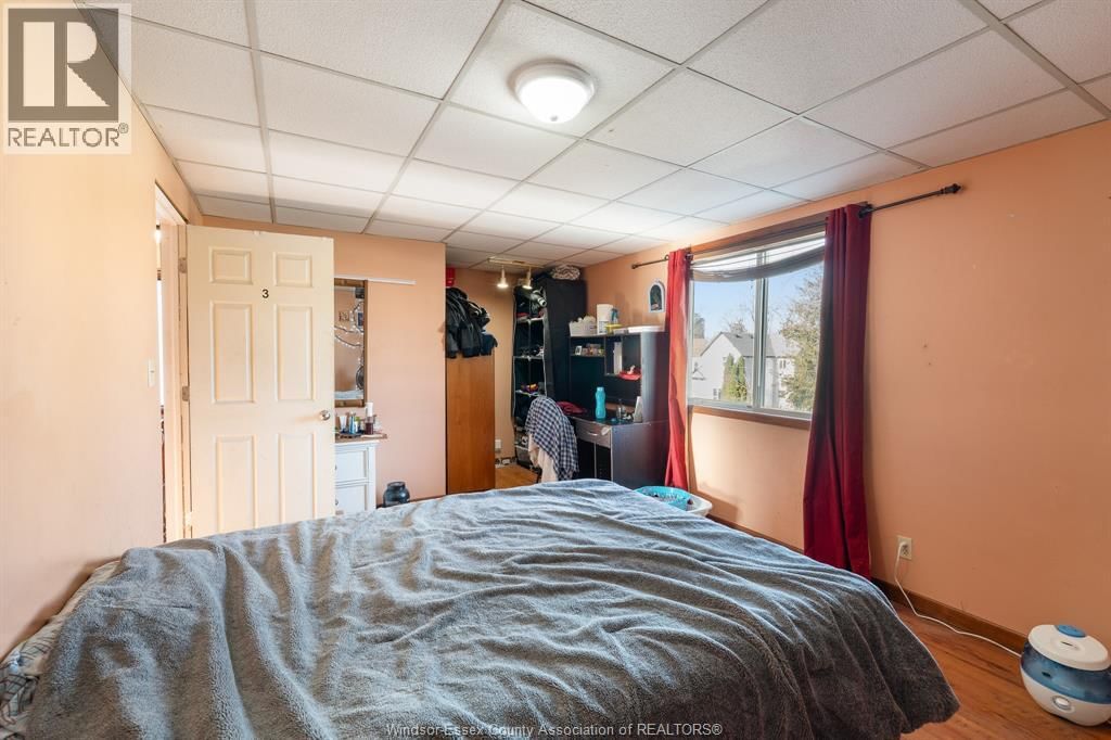 497 CARON AVENUE Image 14