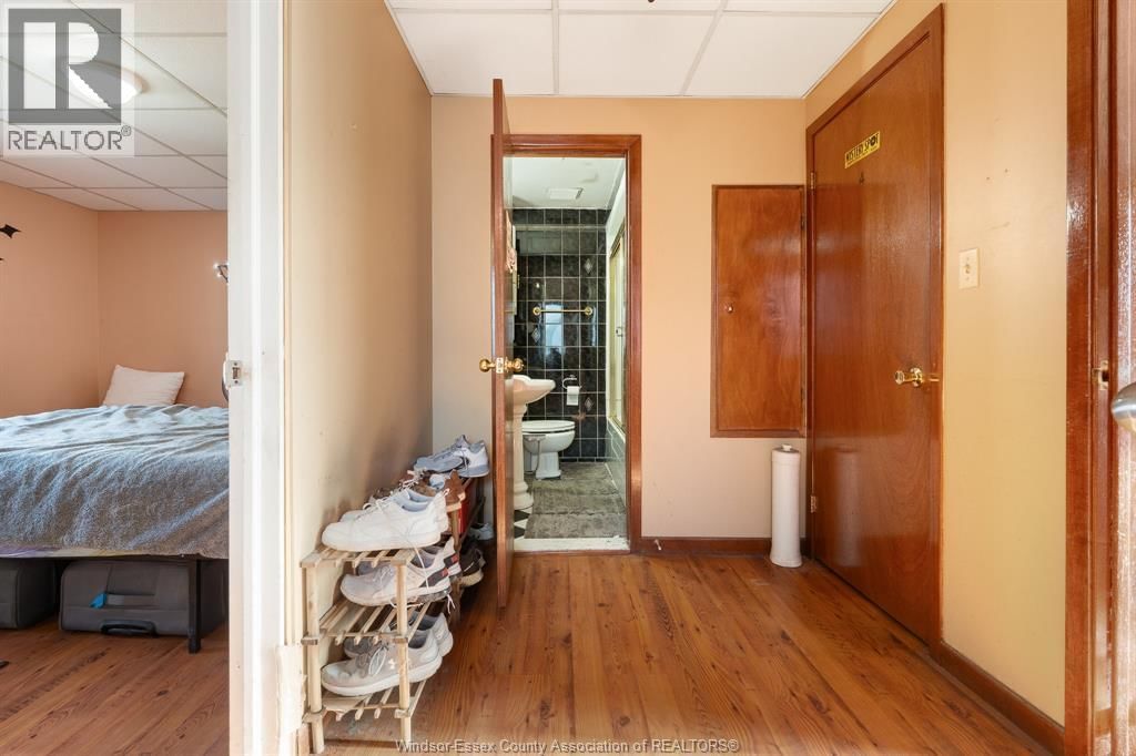 497 CARON AVENUE Image 19