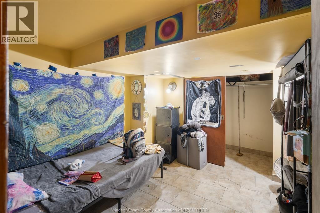 497 CARON AVENUE Image 24