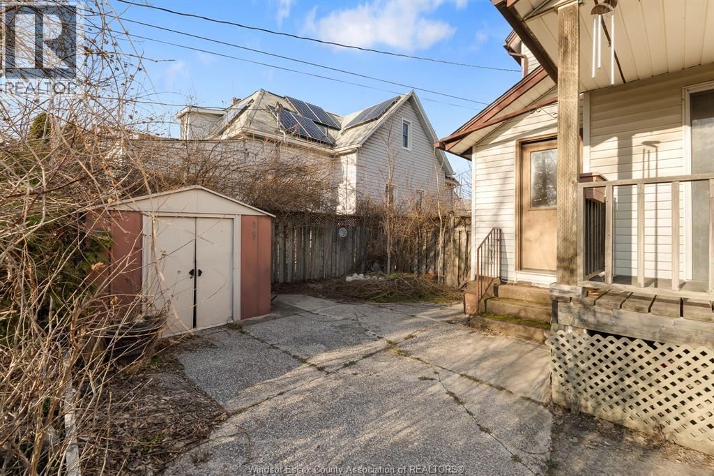 497 CARON AVENUE Image 34