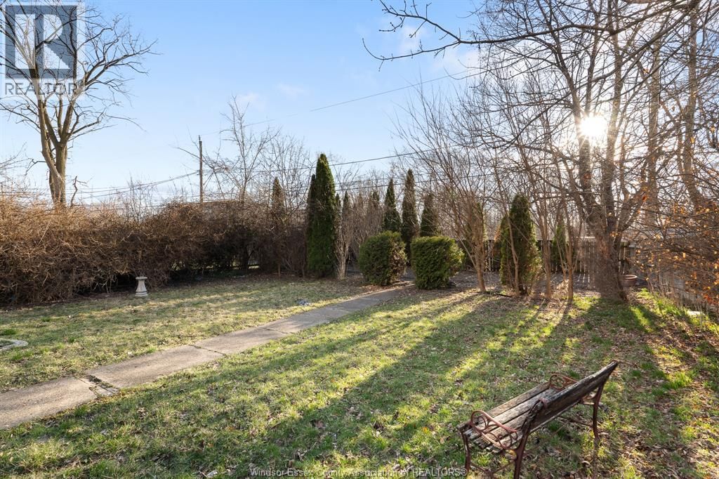 497 CARON AVENUE Image 39