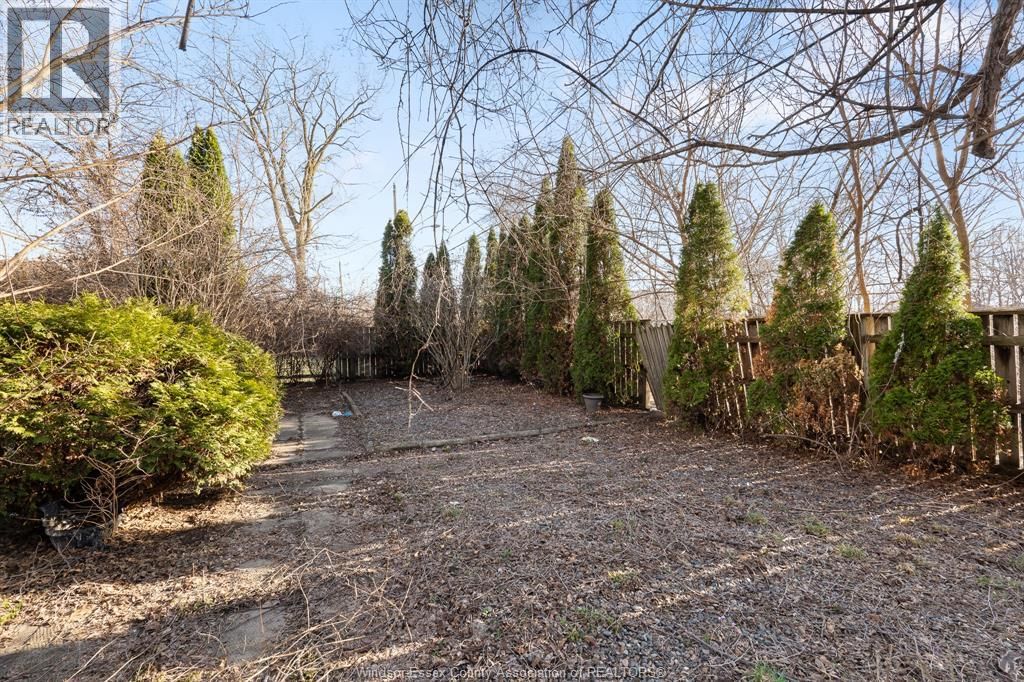 497 CARON AVENUE Image 40