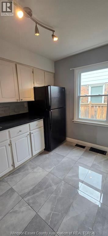 3780 GLENFIELD Image 8