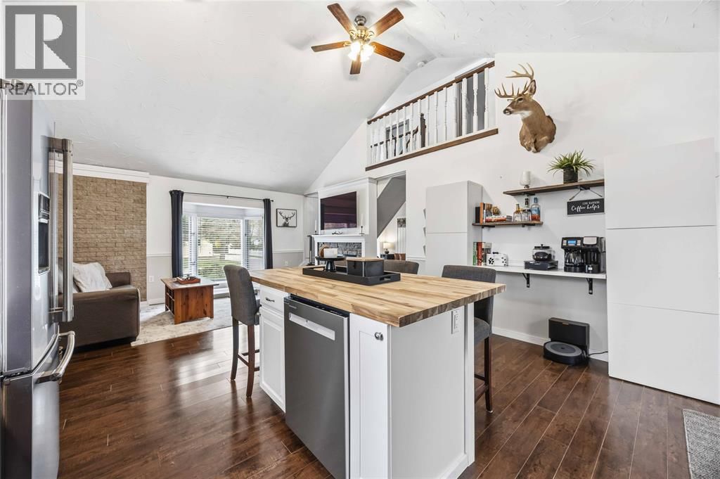 48 CROSS STREET Image 16