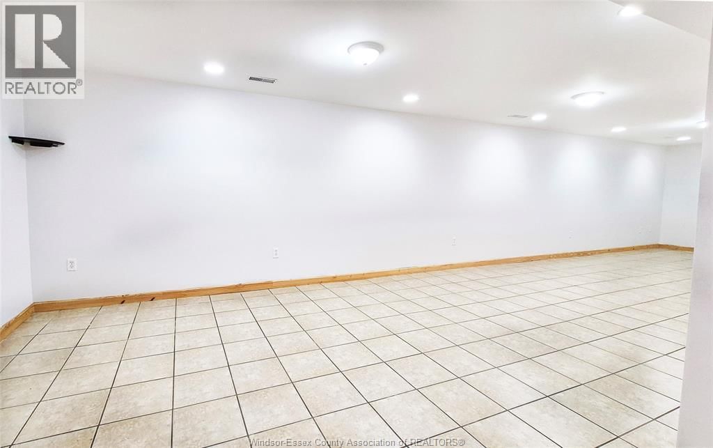 3908 BYNG ROAD Image 16