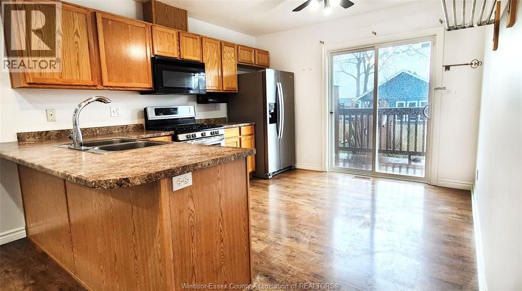 3908 BYNG ROAD Image 4