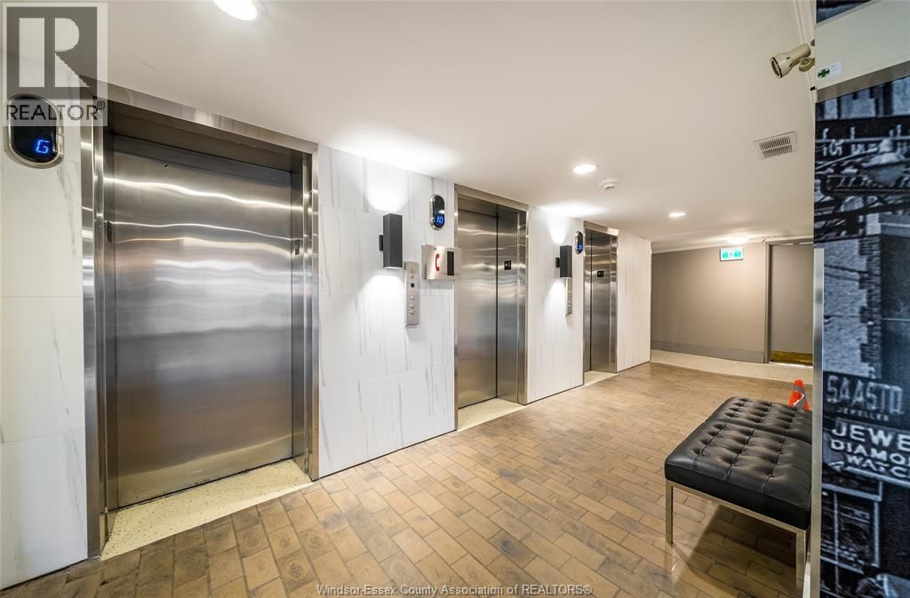 311 - 111 RIVERSIDE DRIVE EAST Image 39