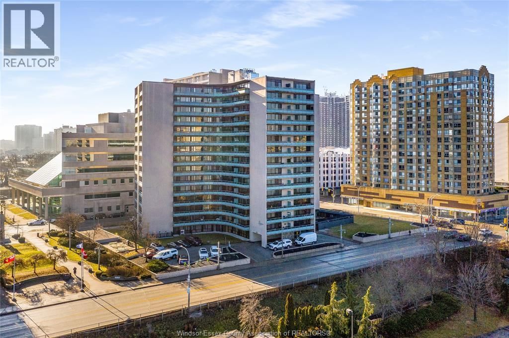 311 - 111 RIVERSIDE DRIVE EAST Image 45