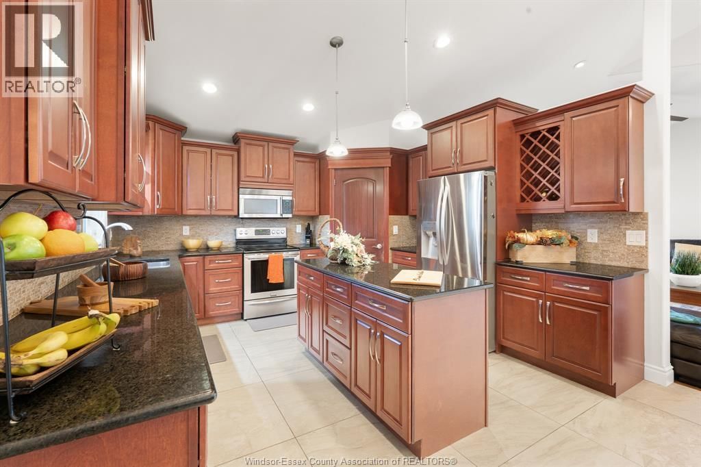 11933 MAISONNEUVE STREET Image 11