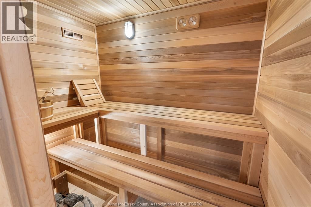 11933 MAISONNEUVE STREET Image 30