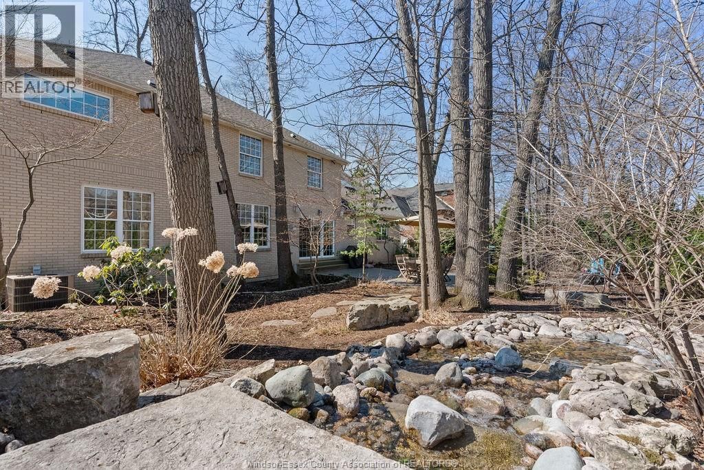 2240 SUZANNE STREET Image 42