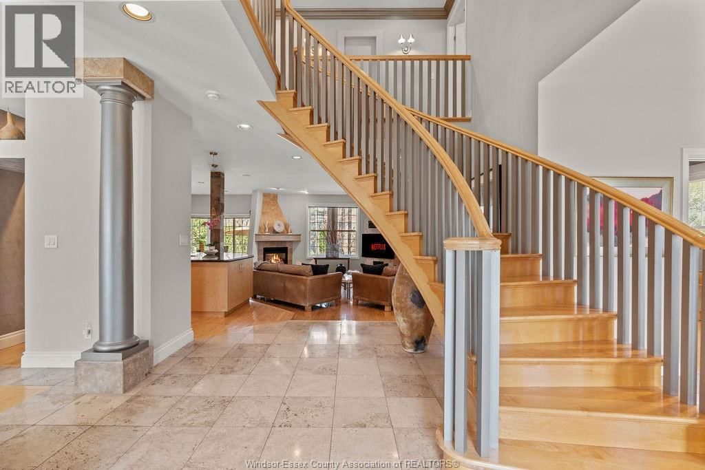 2240 SUZANNE STREET Image 5