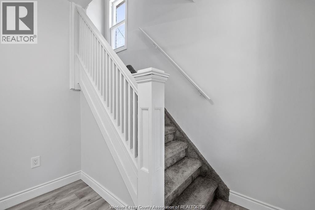 348 CAROLINE Image 11