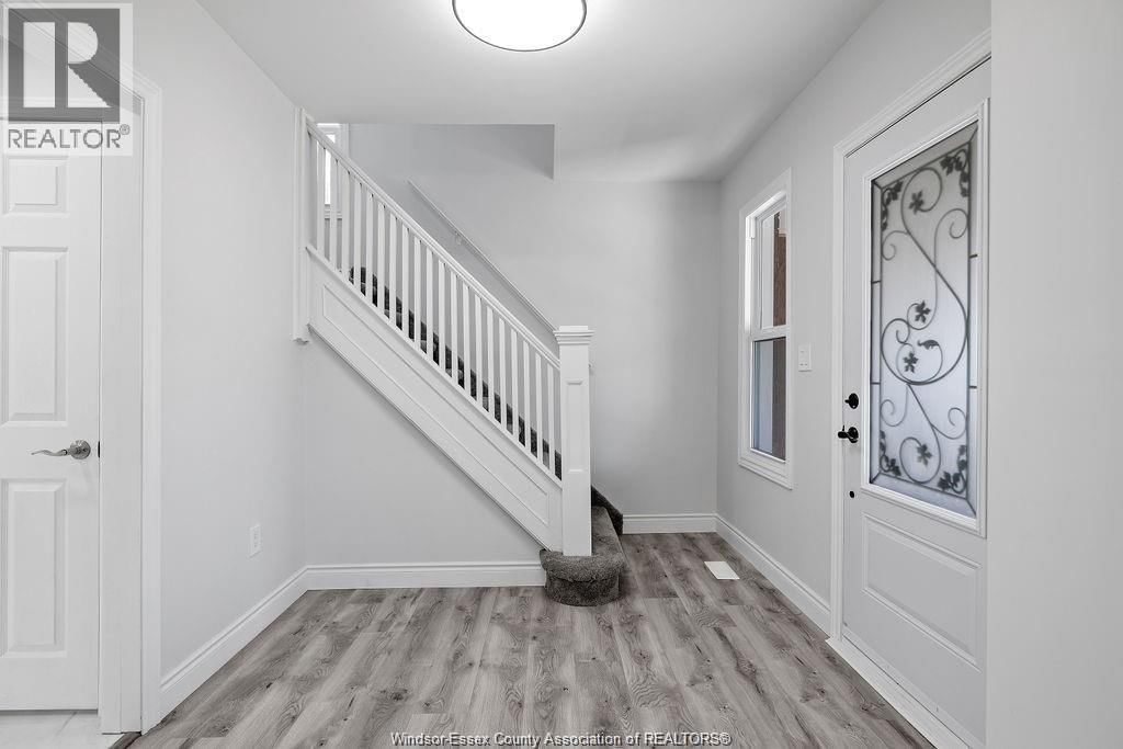 348 CAROLINE Image 5