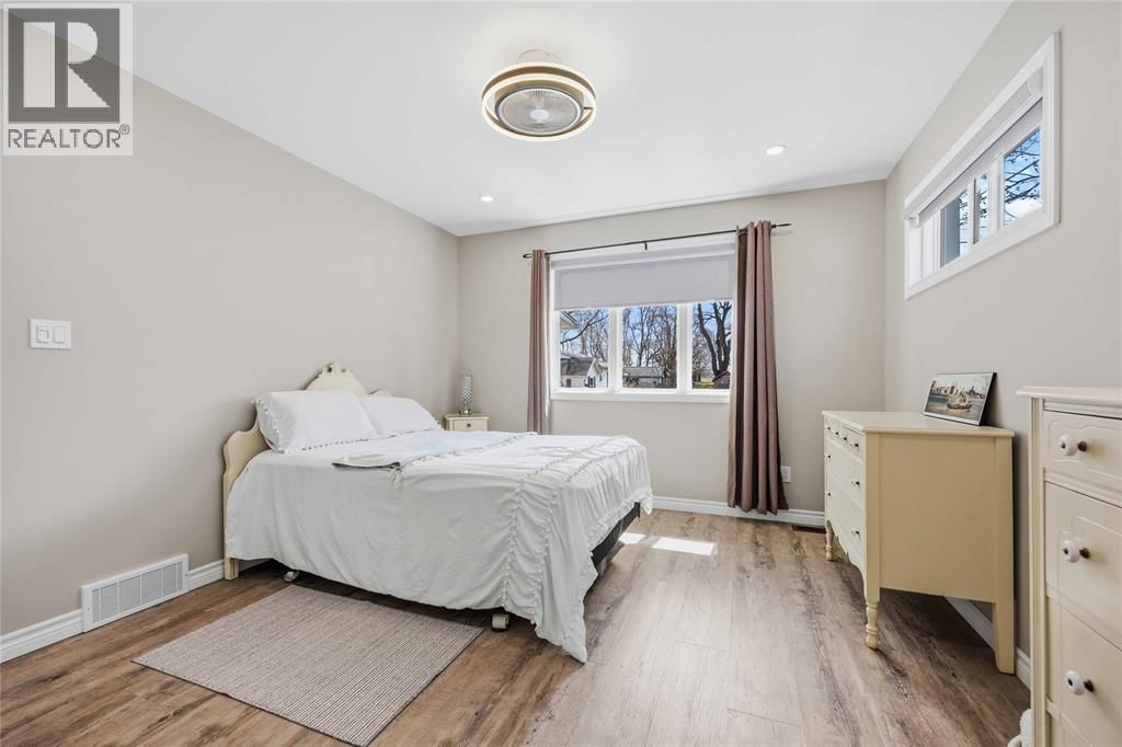 126 CHURCH STREET Image 23