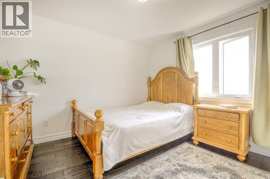 212 ADAMS AVENUE Image 17