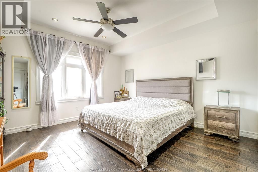 212 ADAMS AVENUE Image 21