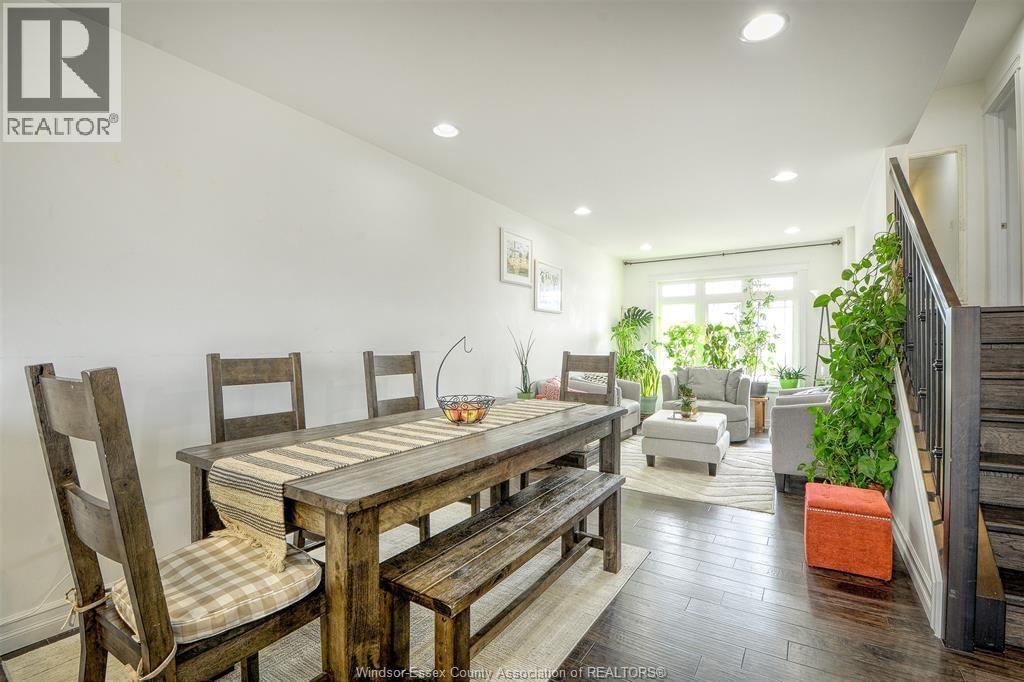 212 ADAMS AVENUE Image 9