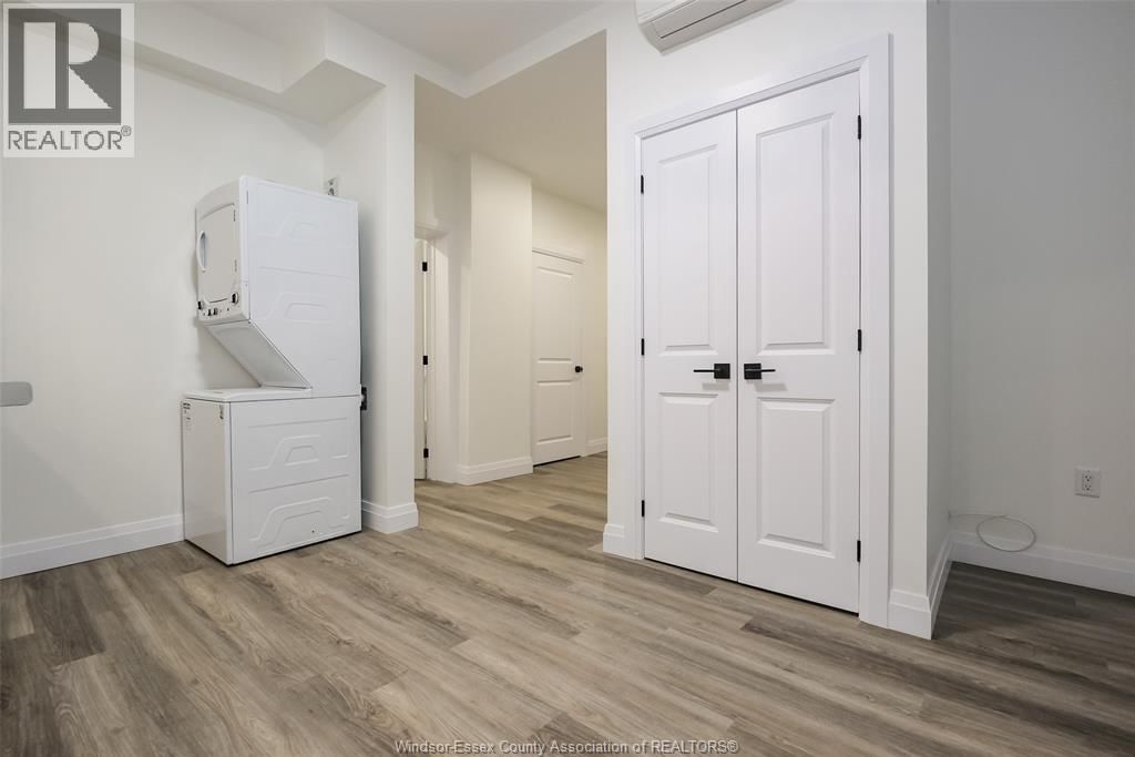 1233 UNIVERSITY AVENUE WEST Image 15