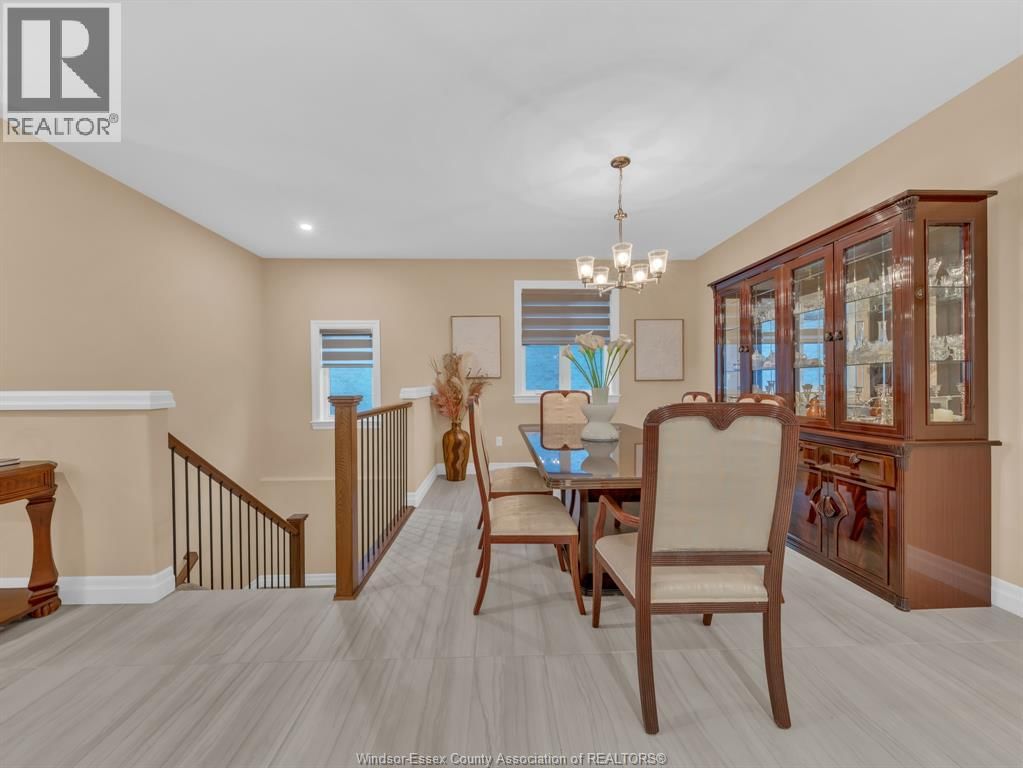 708 FALERIA Image 11