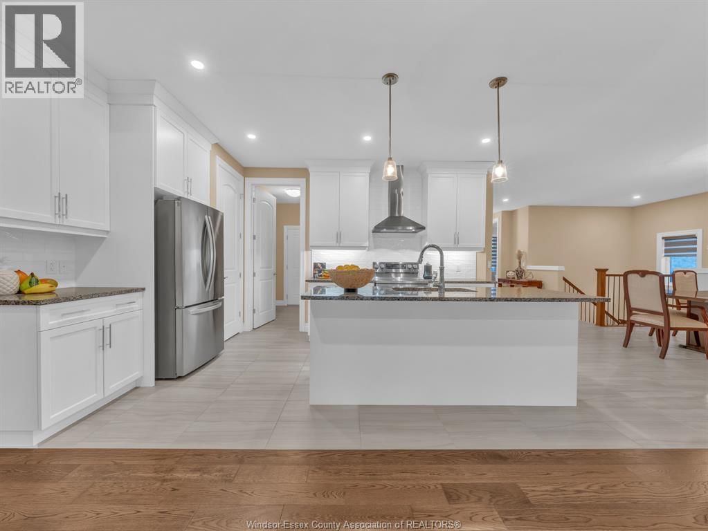 708 FALERIA Image 16