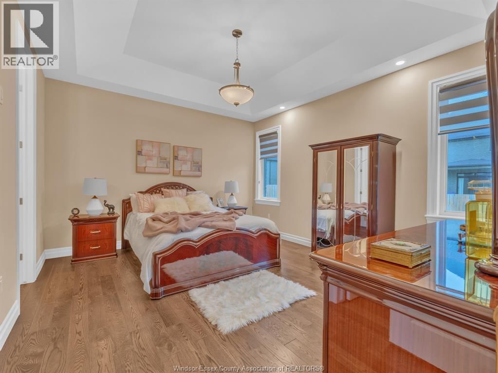 708 FALERIA Image 22