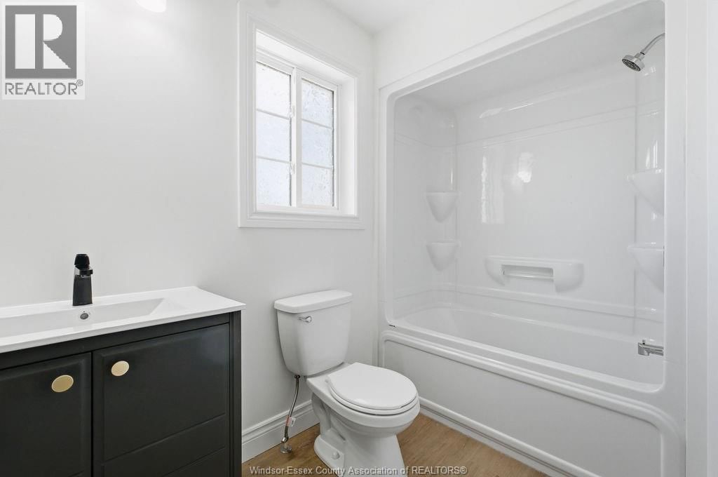 UNIT 2 - 1329 ST ANNE BOULEVARD Image 9