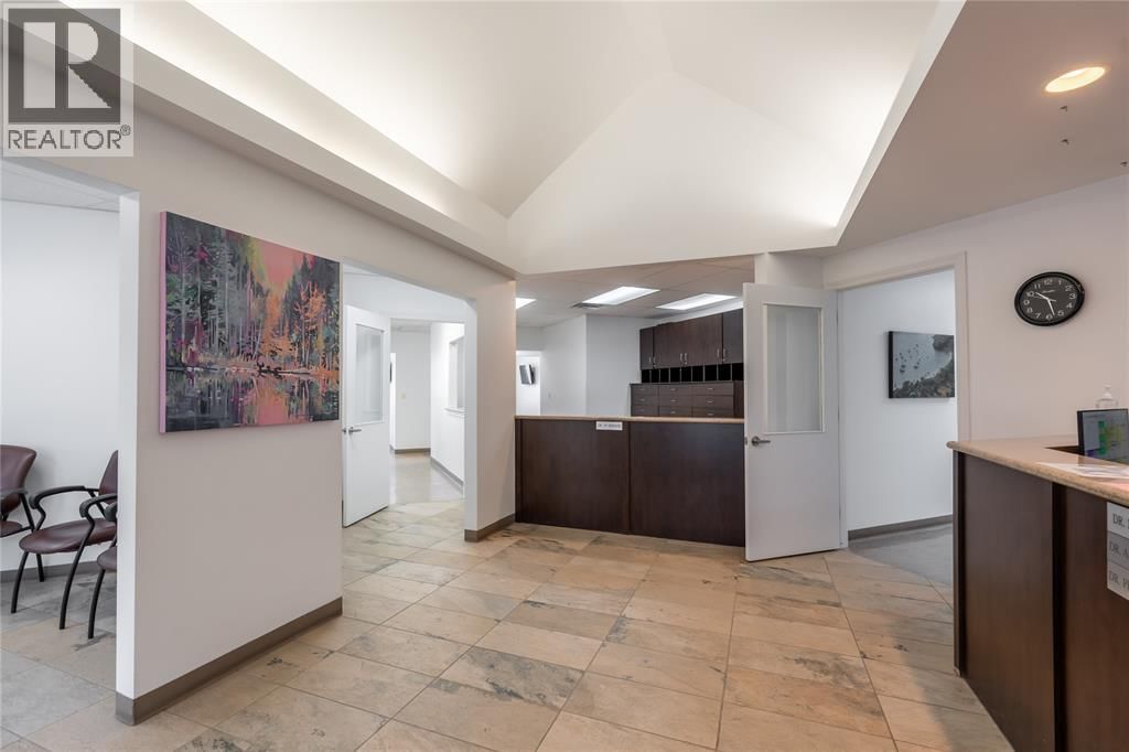 1475 EXMOUTH STREET Image 3