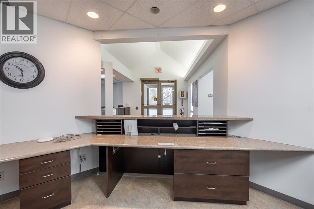 1475 EXMOUTH STREET Image 8