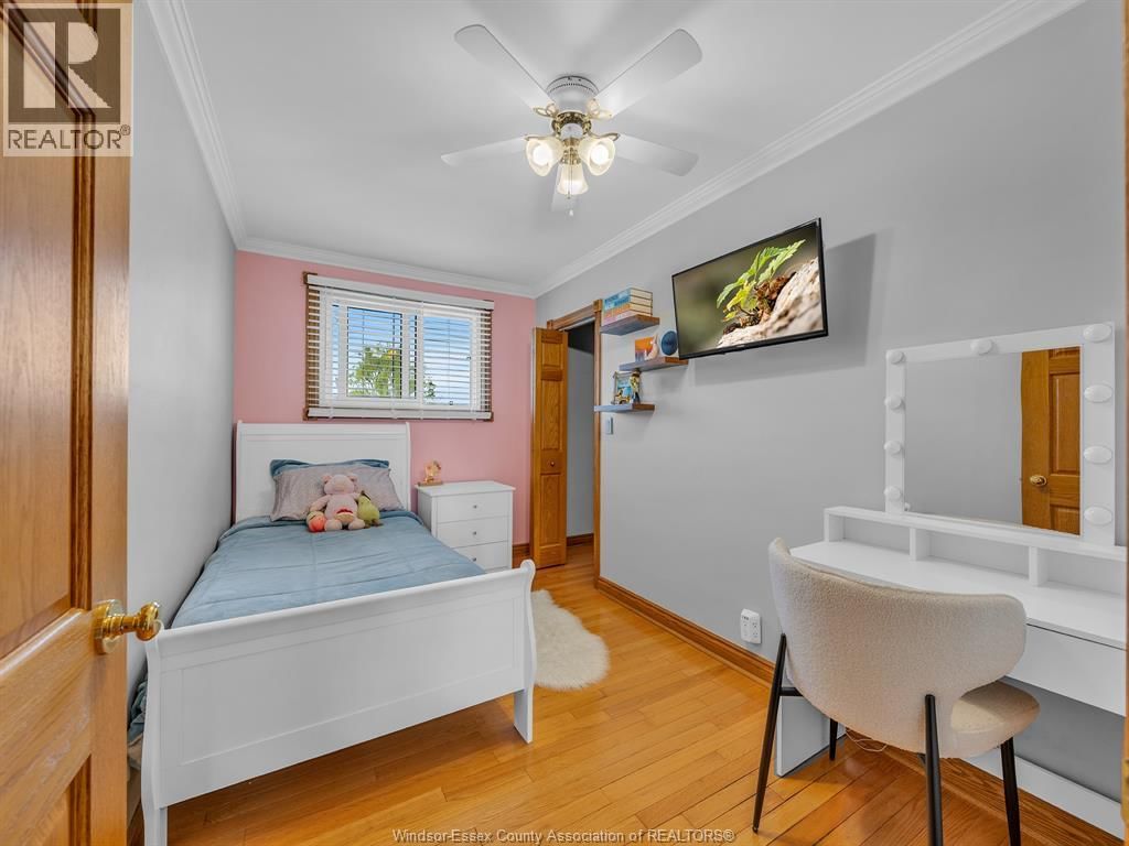 4660 RAY ROAD Image 24