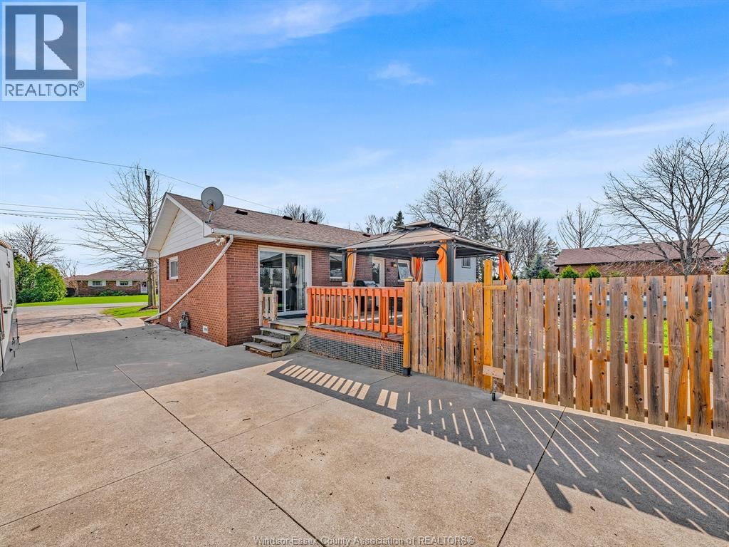 4660 RAY ROAD Image 36