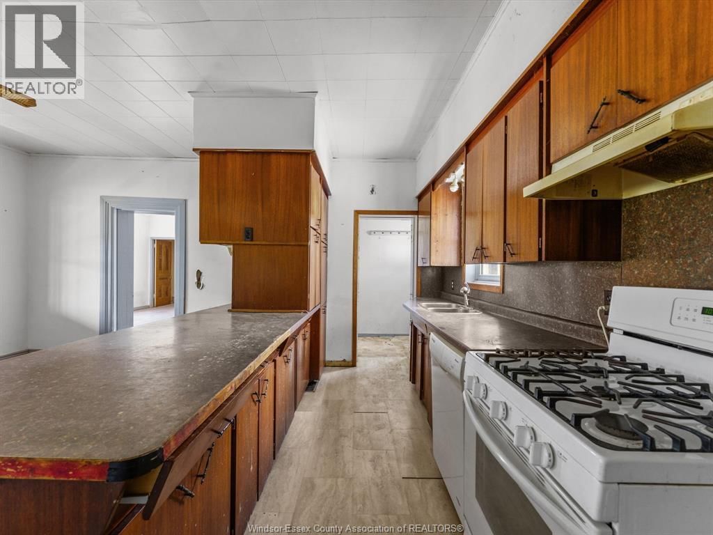 865 TALBOT ROAD EAST Image 11