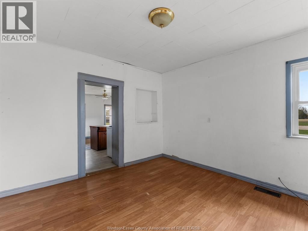 865 TALBOT ROAD EAST Image 22