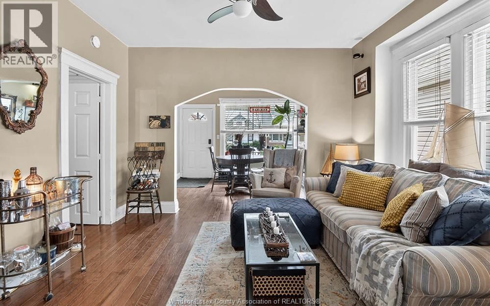 924 MARENTETTE AVENUE Image 11