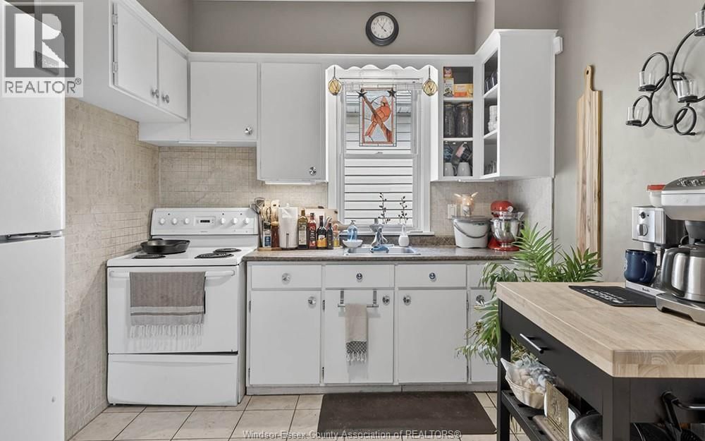 924 MARENTETTE AVENUE Image 14