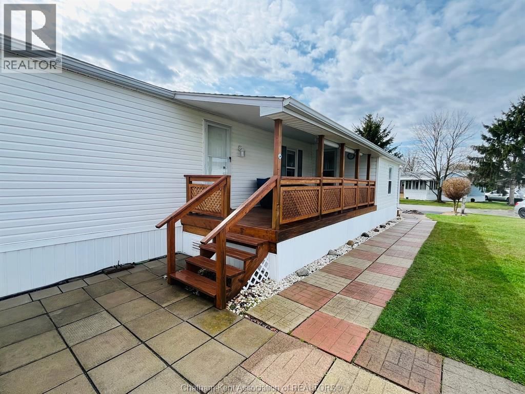 163 REGENCY DRIVE Image 28