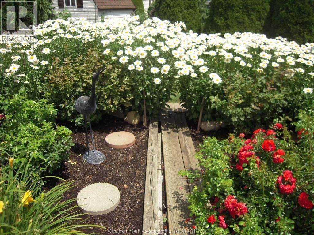 163 REGENCY DRIVE Image 43