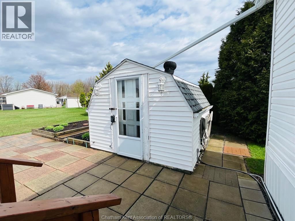 163 REGENCY DRIVE Image 44