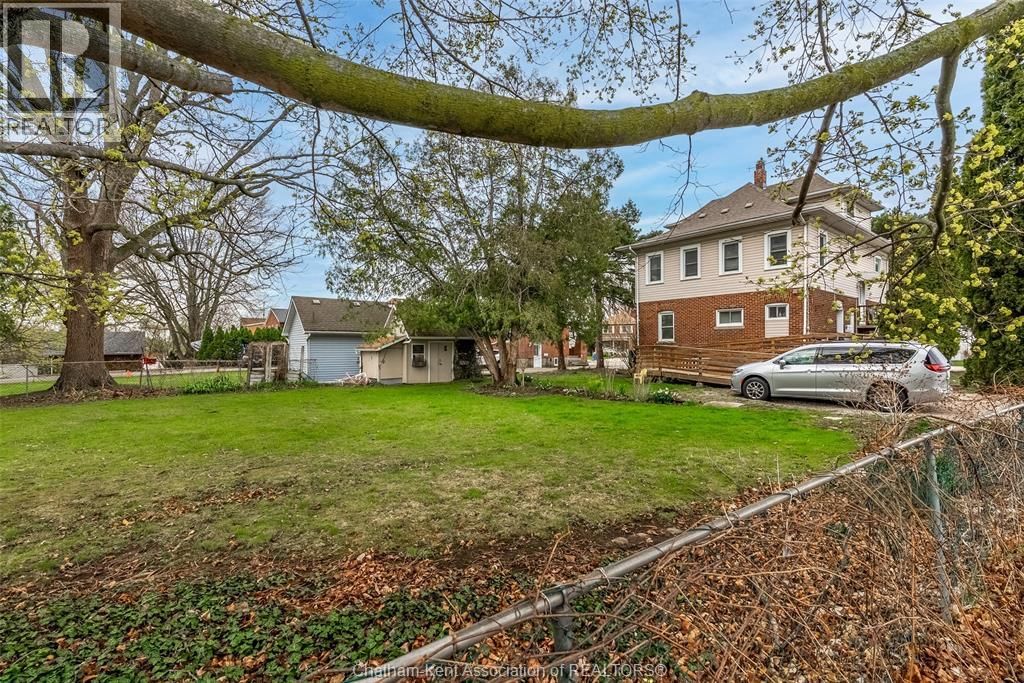 266 GRAND AVENUE WEST Image 26