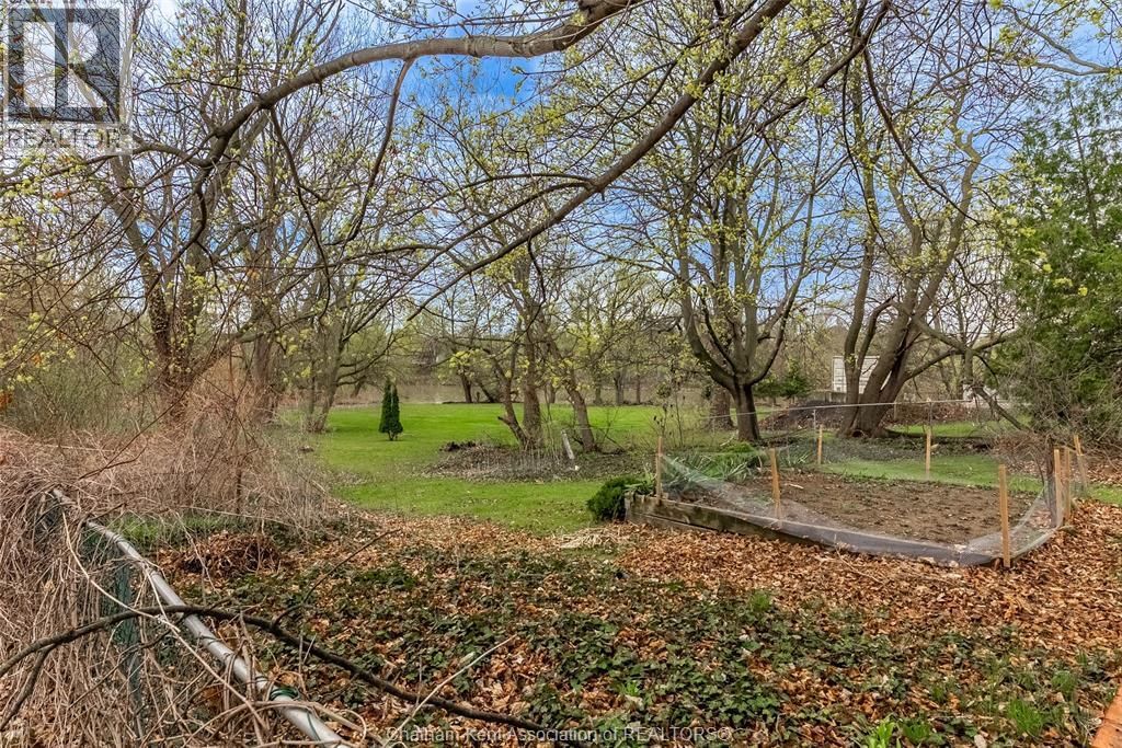 266 GRAND AVENUE WEST Image 27