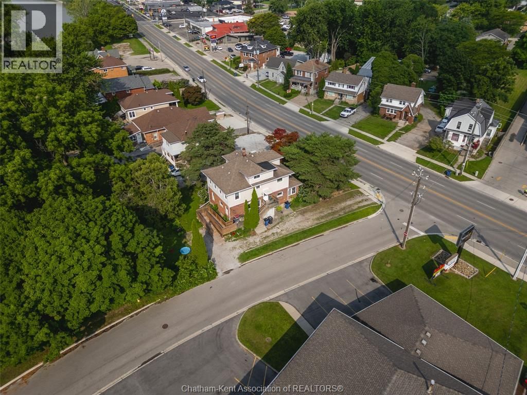 266 GRAND AVENUE WEST Image 28